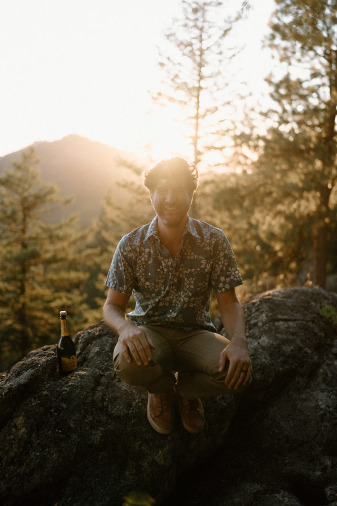 A couple shares and evening engagement session on Moscow Mountain in Idaho