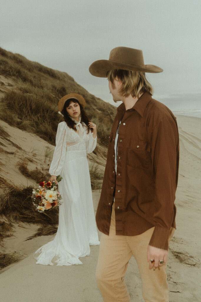 Victorian inspired ethereal oregon coast elopement