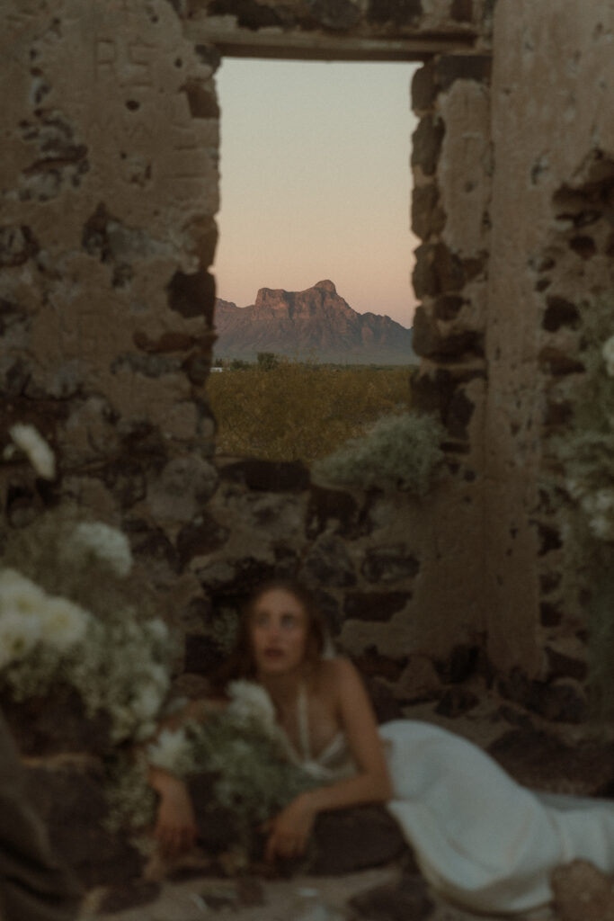 An elegant Arizona desert elopement