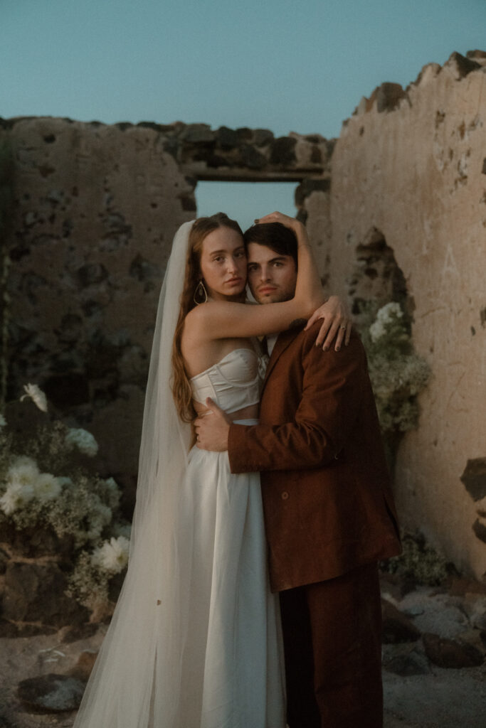 An elegant Arizona desert elopement