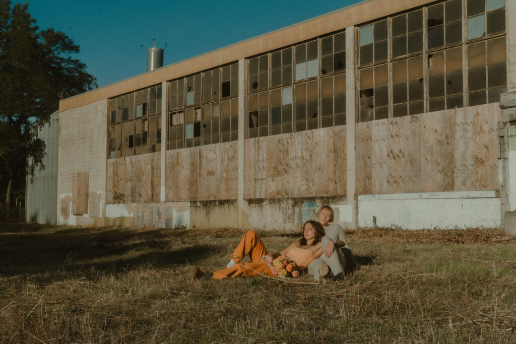 eclectic engagement shoot in Eugene Oregon