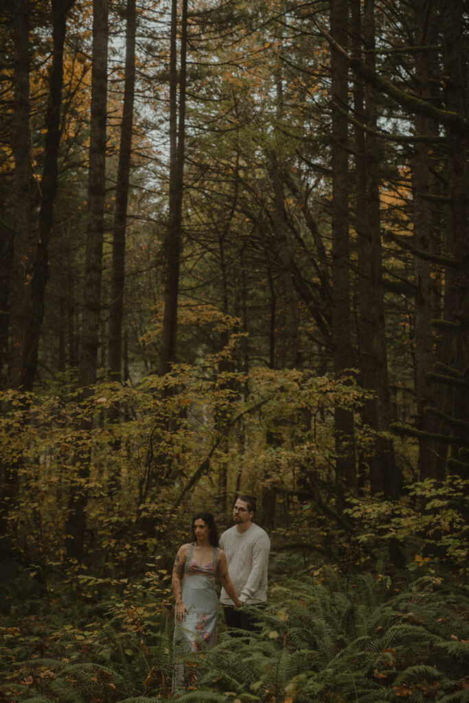 moody oregon engagement photoshoot