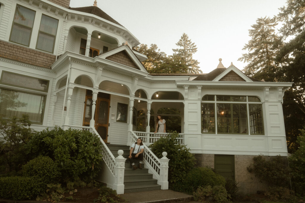 Romantic Deepwood Museum engagement session in Salem, Oregon. Explore this dreamy forest estate perfect for whimsical, vintage-inspired photos.