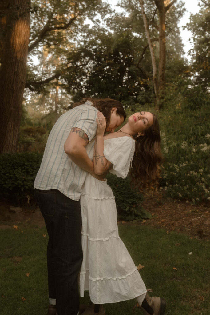 Romantic Deepwood Museum engagement session in Salem, Oregon. Explore this dreamy forest estate perfect for whimsical, vintage-inspired photos.