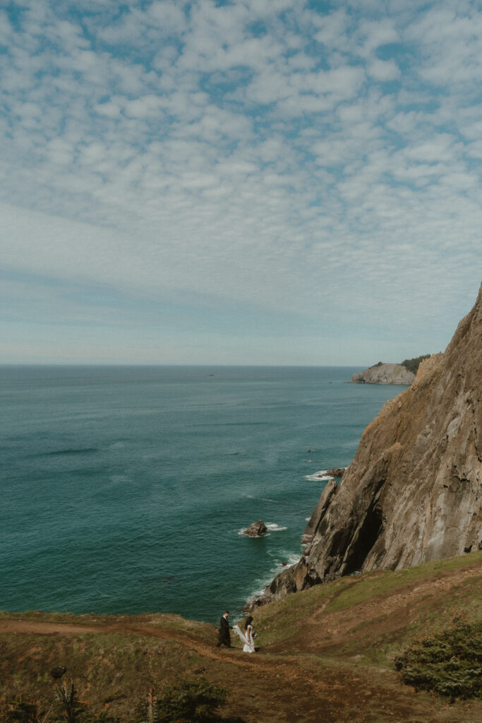 oregon coast elopement at elk flats