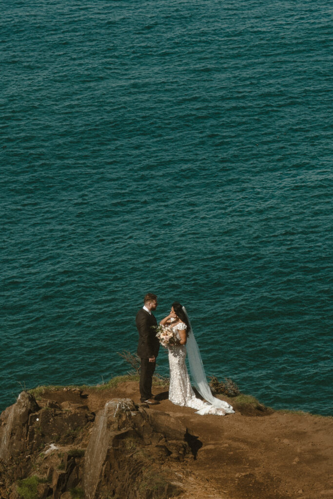 oregon coast elopement at elk flats